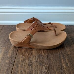 Fitflop Women's Tan The Skinny Lattice Thong Sandals Size 8